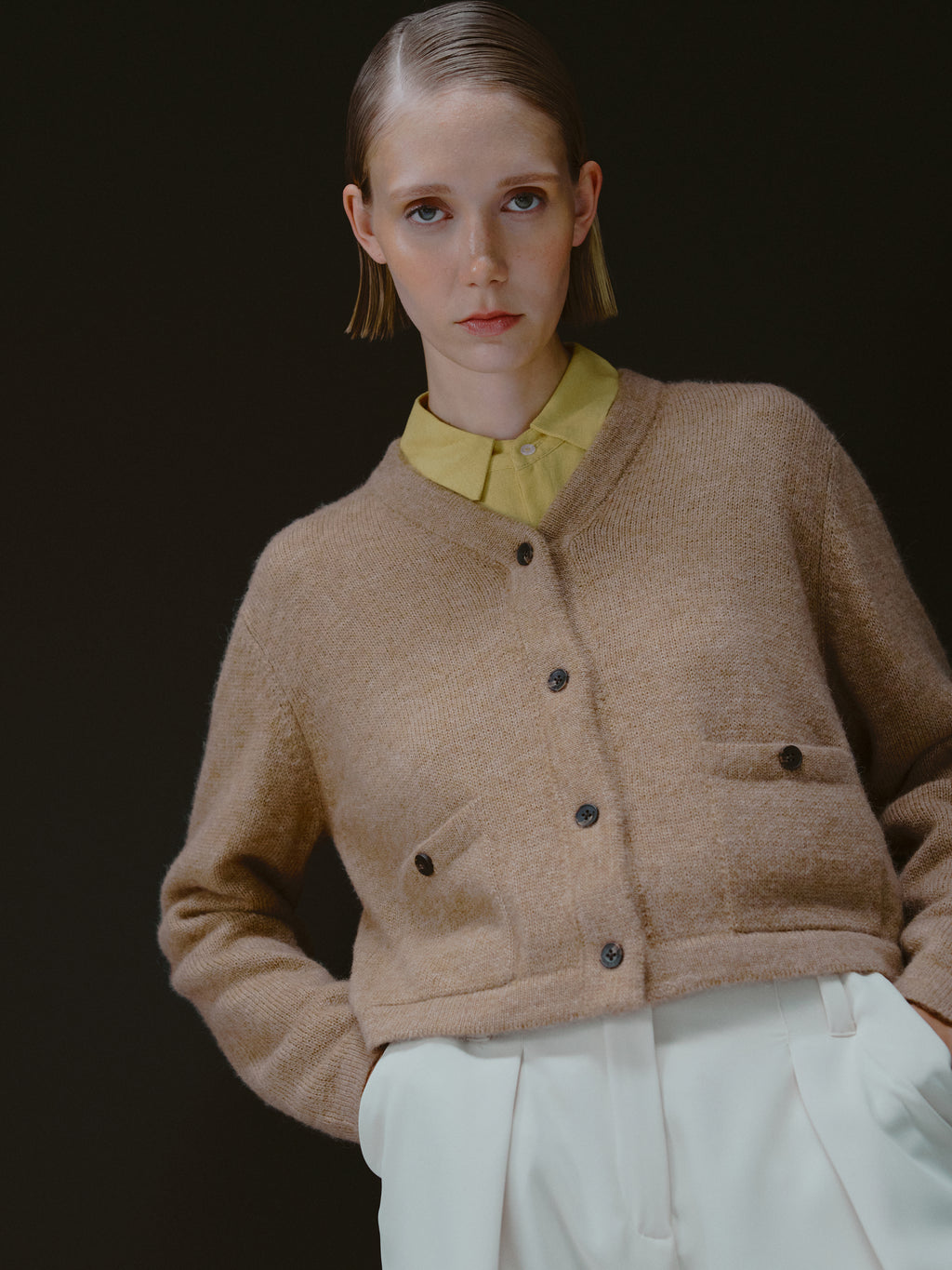 Nuna Cardigan Camel